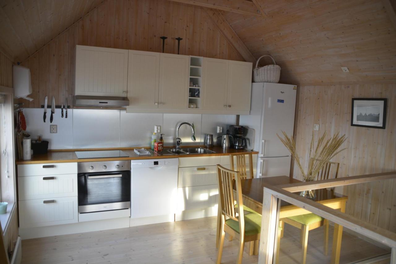 Frugga Feriehus Og Leilighet Straumsjoen Экстерьер фото