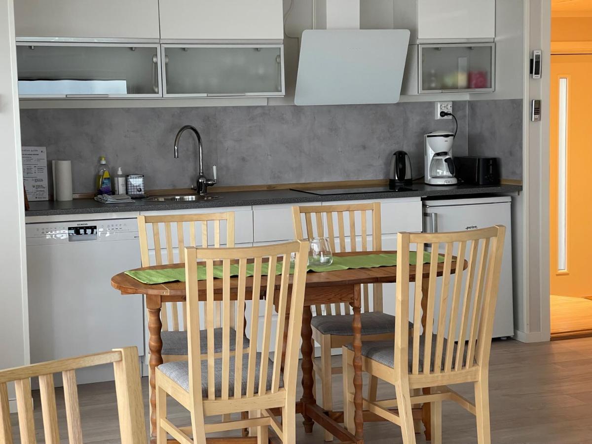 Frugga Feriehus Og Leilighet Straumsjoen Экстерьер фото