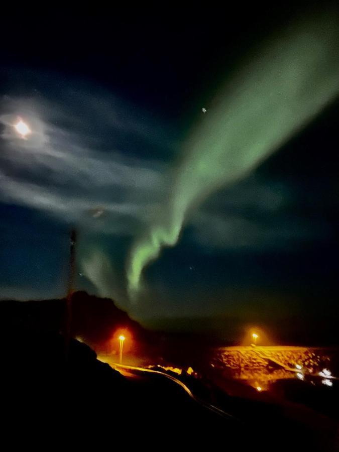 Frugga Feriehus Og Leilighet Straumsjoen Экстерьер фото